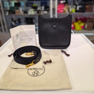 （分類：）位於 。 由 mmstation_hk 提交（商品編號 1458422724，圖片 1）。簡介： 。