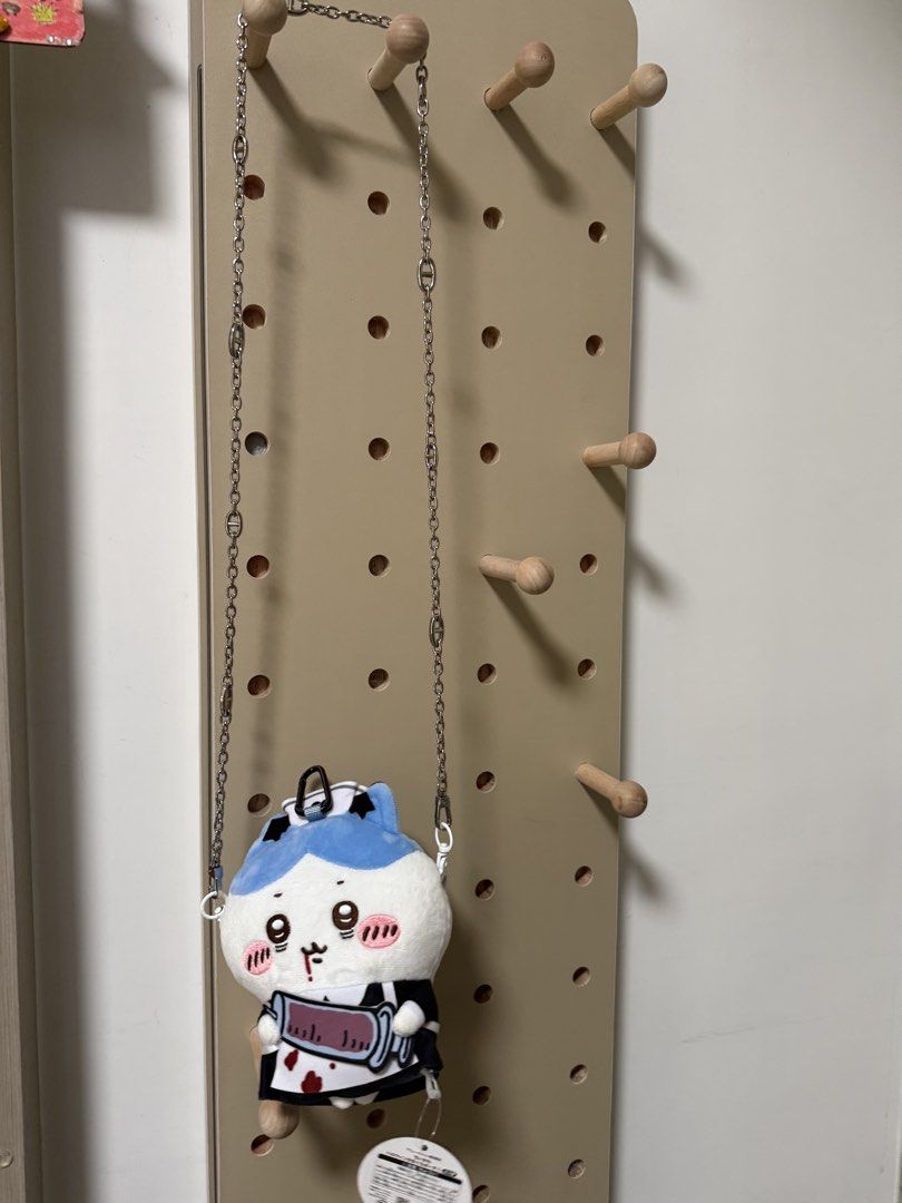 已改裝 可拆 兩用chiikawa 小八 側背袋 萬聖節 小包包 小袋 迪士尼 Sanrio Usahana 美人魚 （分類：動漫角色周邊）位於 Hong Kong。 由 lovehhhh 提交（商品編號 1458369477，圖片 2）。簡介： 已改裝，可拆 兩用。