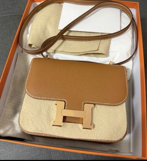 （分類：）位於 。 由 bellize.luxury 提交（商品編號 1458395962，圖片 1）。簡介： 。