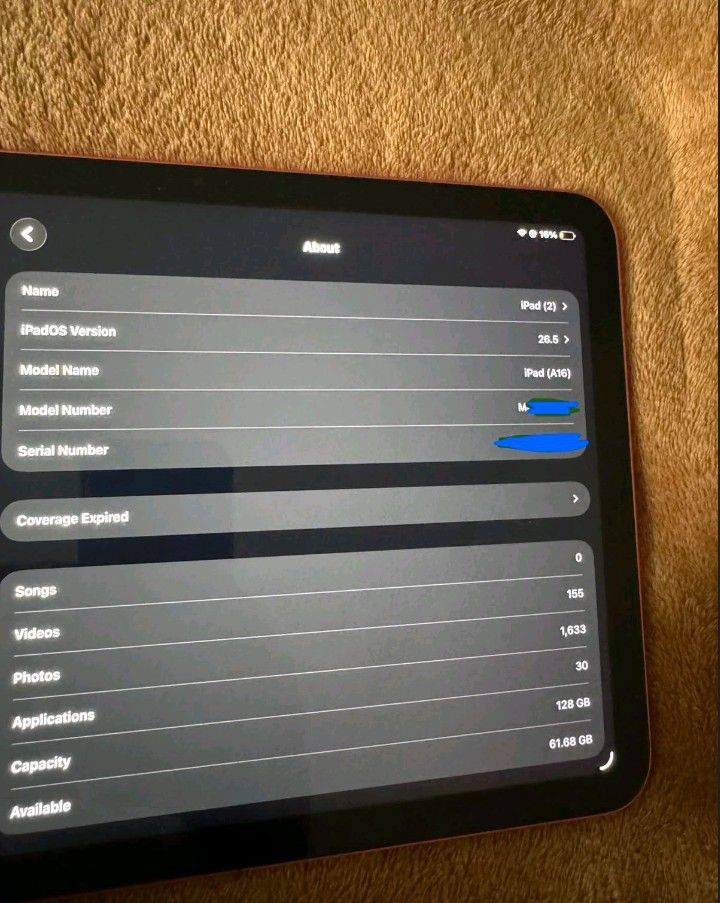 A16 128gb 11th Gen (Category: iPad) located in Manila. Submitted by blackberrylover69 (Listing ID 1458368651, Image 1). Description: 91bh 128 gb no issue or history of repair .