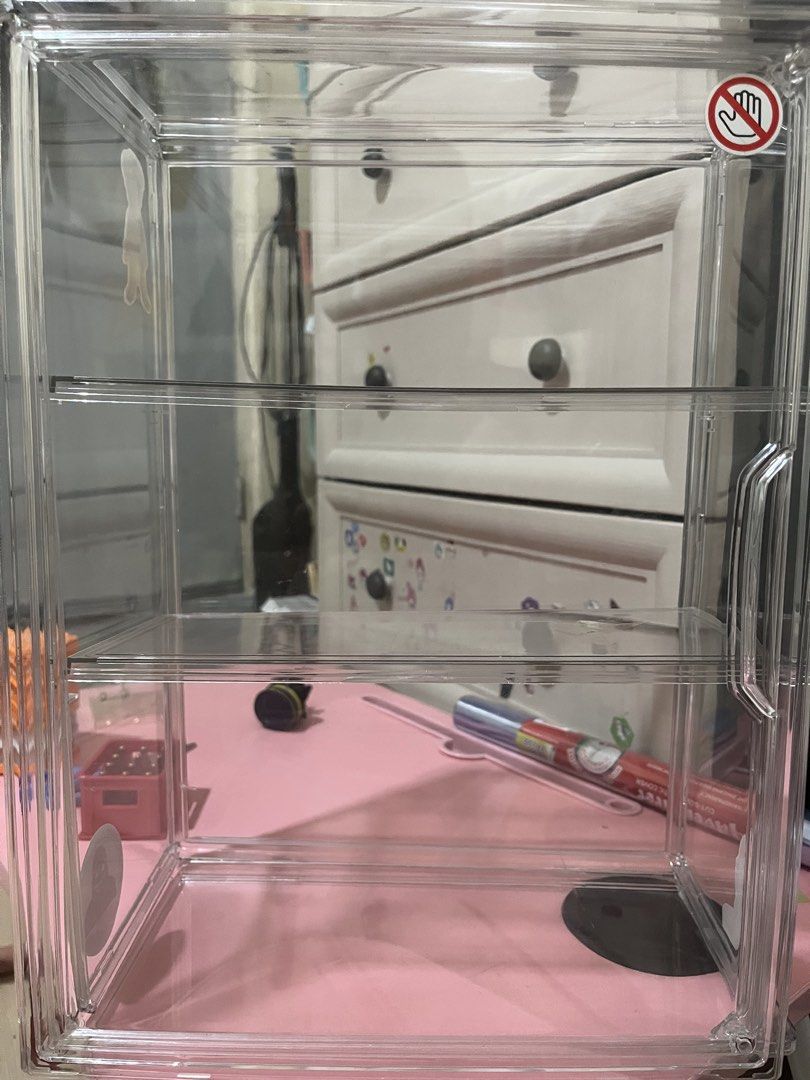 Acrylic Display Case (Category: Storage Boxes & Baskets) located in Quezon City. Submitted by thing_ (Listing ID 1458364886, Image 2). Description: PTPA 🙏🏻 For Sale! PHP 500 Acrylic Display Case (storage case) * use to display nendoroid * no issue, last picture sample 📩 DM me for additional photos. 📍 Location: QC 🚚 MOD: Preferably Same-Day Delivery (SDD), Lalamove, or Grab.