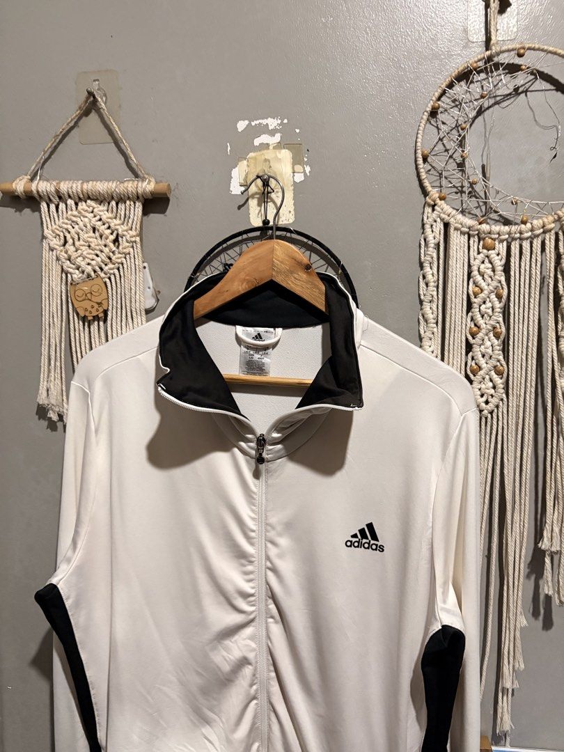Adidas Track Jacket (Category: Coats, Jackets and Outerwear) located in Imus. Submitted by noblefish.b1bfd2 (Listing ID 1458404779, Image 2). Description: Adidas Track Jacket Large 22x28.