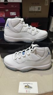 (Category: ) located in . Submitted by sneakergap (Listing ID 1458374947, Image 1). Description: .