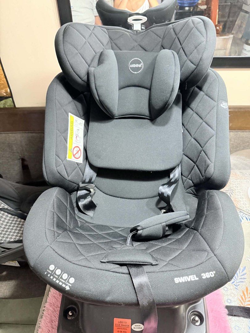 Akeeva Swivel 360 Car Seat (Category: Car Seats) located in Manila. Submitted by ysha.wears (Listing ID 1458348706, Image 1). Description: Literally only used once..