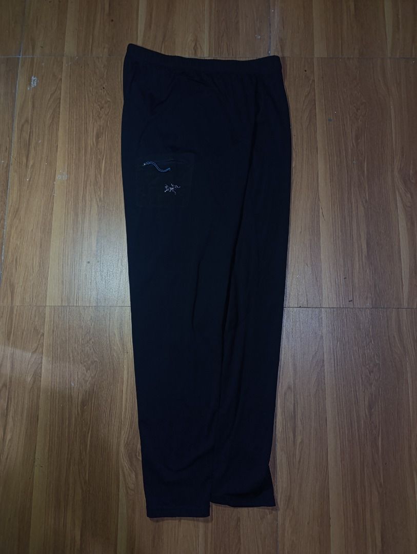 Arc'teryx Rho LT Bottom For Men (Category: Joggers) located in Bulacan. Submitted by koritooo (Listing ID 1458342612, Image 1). Description: Arc'teryx Rho LT Bottom For Men Good as new no issue Complete tags/ Wash tags Size L Dimensions: 30-34 Widht 40 Length 5.5 hem Color rate: 10/10.
