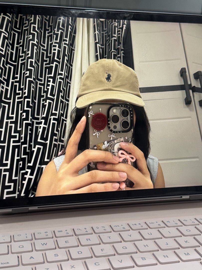 Auth Ralph Lauren Cap (Category: Caps & Hats) located in Bay. Submitted by kyliesshh (Listing ID 1458408502, Image 2). Description: ❗️All items are in good condition. Color in photos may vary due to lighting..