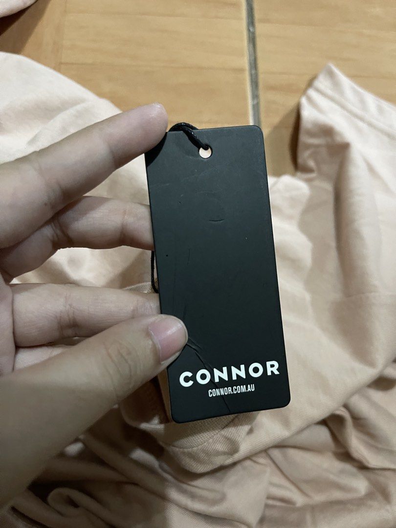 AUTHENTIC CONNOR SHIRT (SALMON PINK) (Category: Tshirts & Polo Shirts ) located in Bauang. Submitted by doc_jay01 (Listing ID 1458442421, Image 3). Description: ORIGINAL/AUTHENTIC BRAND NEW LENGTH: 26 inches CHEST: 34-38 inches PRICE: 179 J&T/LBC AT BUYER’S EXPENSE LBC COD AVAILABLE (DP 50%) PM FOR MORE DETAILS.