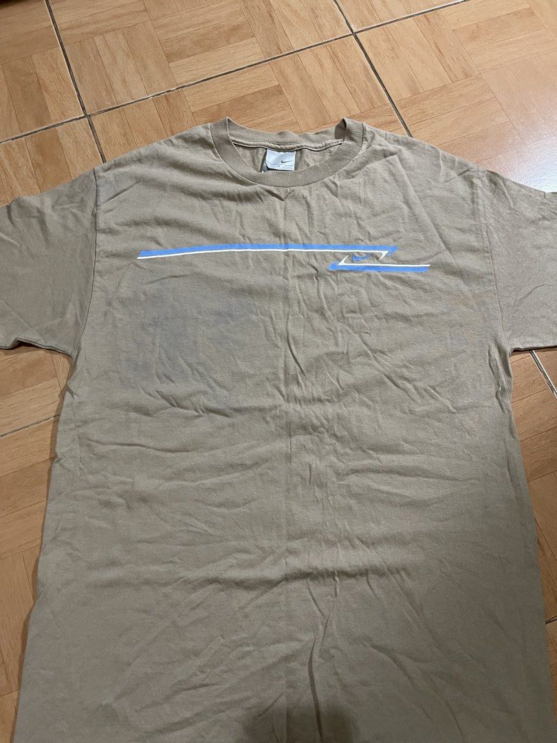 AUTHENTIC NIKE SHIRT (BROWN) (Category: Tshirts & Polo Shirts ) located in Bauang. Submitted by doc_jay01 (Listing ID 1458444144, Image 2). Description: ORIGINAL/AUTHENTIC PRELOVED LENGTH: 28 inches CHEST: 36-40 inches PRICE: 399 J&T/LBC AT BUYER’S EXPENSE LBC COD AVAILABLE (DP 50%) PM FOR MORE DETAILS.