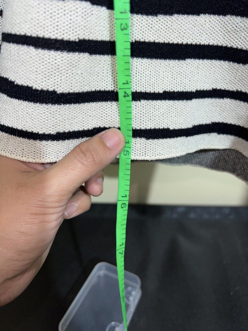 Backless Knitted Top White with Zebra Stripes (Category: Sleeveless) located in Manila. Submitted by chelseayb47224 (Listing ID 1458399989, Image 3). Description: - Backless Knitted Top - Casual or beach wear - button close at neck.