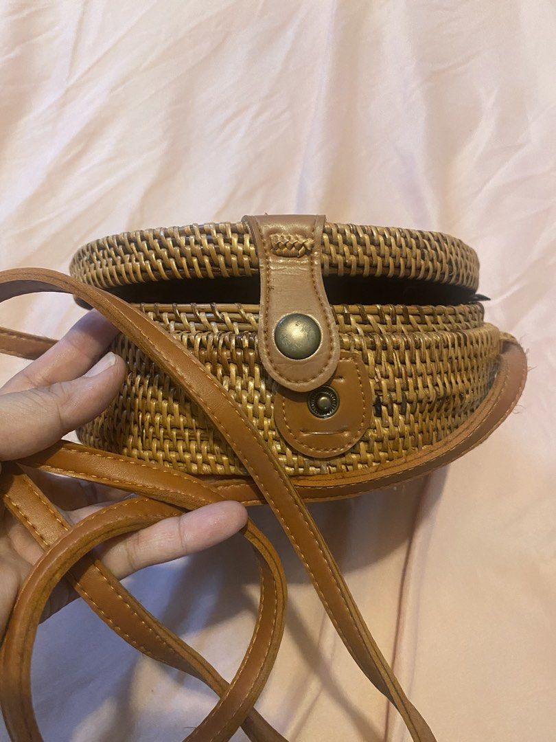 Bali Rattan bag (Category: Beach Bags) located in Manila. Submitted by cosmicloud_123. (Listing ID 1458372625, Image 2). Description: PAMIGAY SALE: 💯 authentic from Bali Indonesia Brown in color (color may vaty due to lighting) Decluttering.