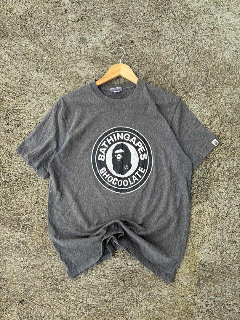 BATHING APE CHOCOLATE (Category: Tshirts & Polo Shirts ) located in San Jose. Submitted by jerown (Listing ID 1458401568, Image 2). Description: •L28 x W21 •COLOR RATE 9.5/10 •AND EXCELLENT CONDITION •ISSUE HAIRLINE.