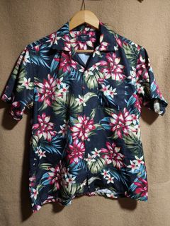 (Category: ) located in . Submitted by thrifter10 (Listing ID 1458454004, Image 1). Description: .