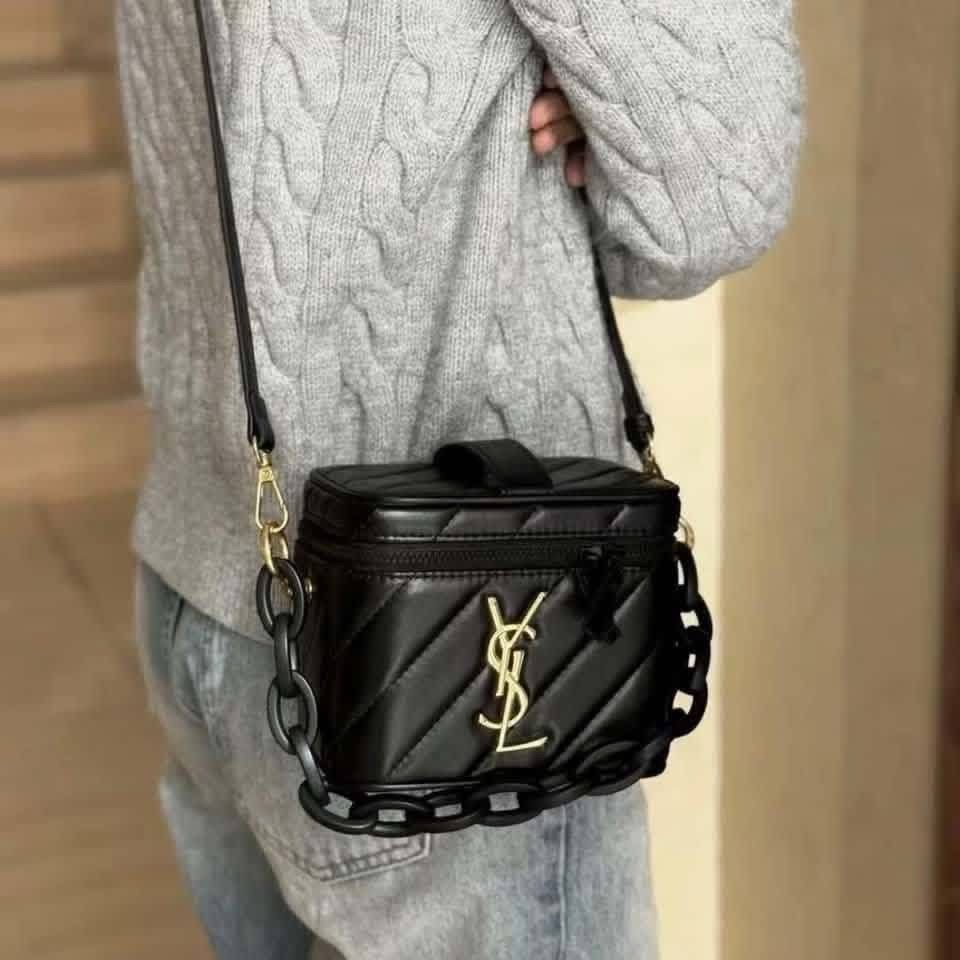 Black YSL Sling Bag (Category: Purses & Pouches) located in Pasay City. Submitted by fortellebeauty.mnl (Listing ID 1458420744, Image 2). Description: GWP YSL SLING BAG 🖤 🏷️₱2000 only! currently on PRE-ORDER (2-3weeks eta) 💯 GUARANTEED AUTHENTIC. ✅ Ready for shipping/pick up 📩 SEND ME A DM IG&FB Page: @fortellebeauty.mnl.