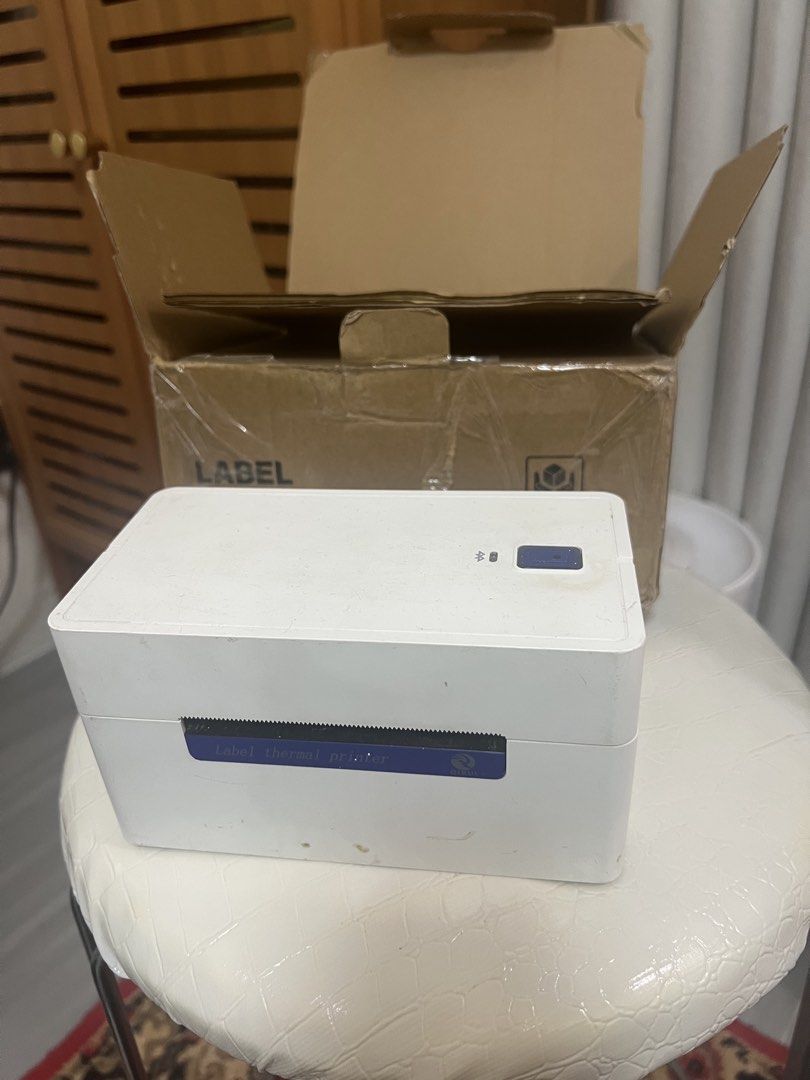 bluetooth waybill printer (please read description) (Category: Printers, Scanners & Copiers) located in Cavite. Submitted by vvvv.store (Listing ID 1458352553, Image 1). Description: nawala cord so untested if still working or not SOLD AS IS..