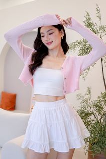 (Category: ) located in . Submitted by beau-tifulcloset (Listing ID 1458382251, Image 1). Description: .