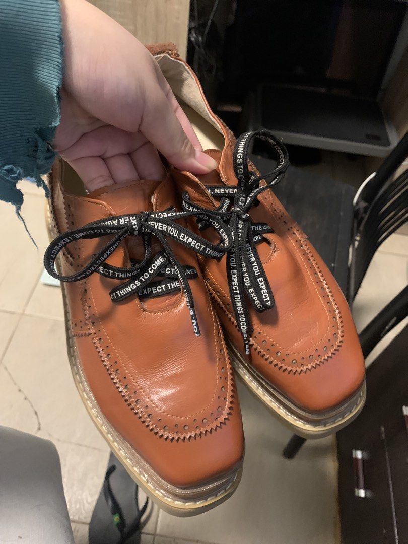 Boho Platform Loafers (Category: Loafers) located in Manila. Submitted by hailly_7 (Listing ID 1458413762, Image 3). Description: Moccasin/loafer style shoes Soft and comfortable soles -Platform height: 2.5inches -Rfs: size too big for me -has slight folds but not noticable when worn since it fits comfortably on the foot -all other physical condition is seen in photos -chunky and aesthetic design -ideal for trendy fits -durable stitched loafers S