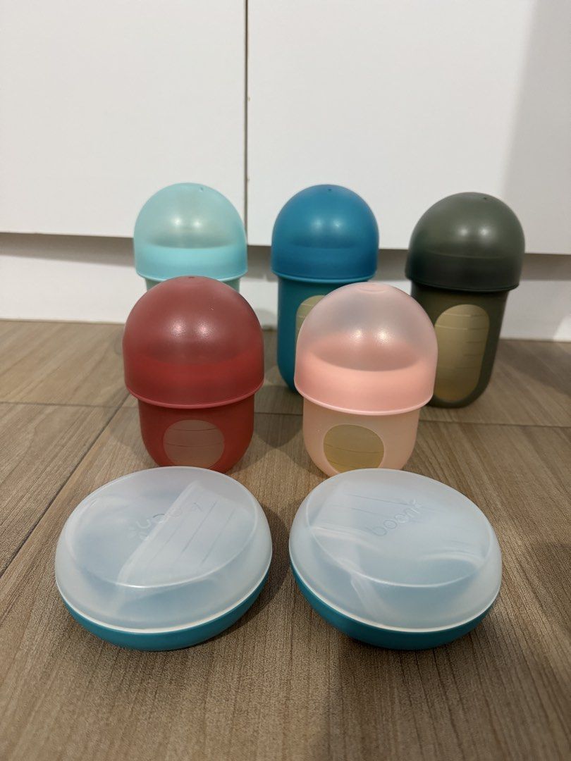 Boon Bottle Set (Category: Breastfeeding & Bottle Feeding) located in Quezon City. Submitted by heylouise (Listing ID 1458428868, Image 2). Description: - Set of 5 B.box mini snack containers - Cute acorn shape - Ideal for snacks on the go - Easy for little hands to open and close - Comes in assorted colors: red, pink, light blue, teal, and olive green - Great for lunchboxes or organizing small items.