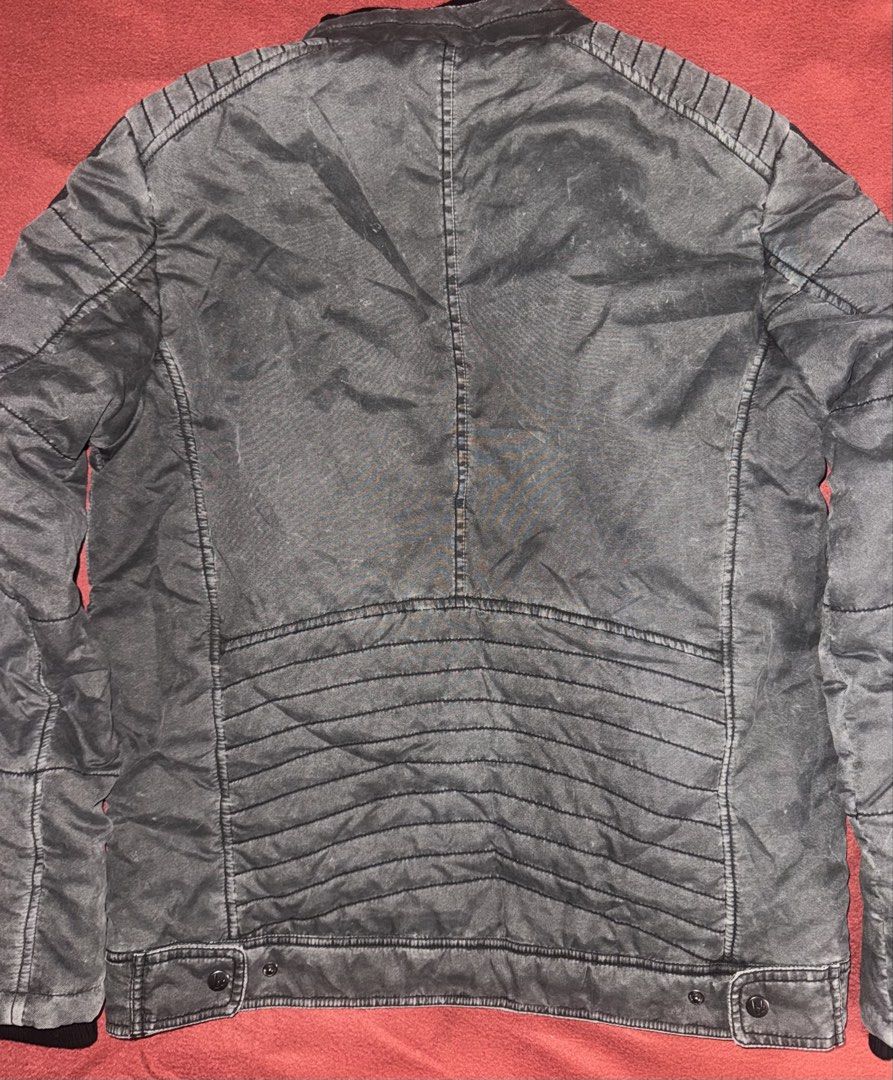 BRUNO BANANI BIKER JACKET (Category: Coats, Jackets and Outerwear) located in Puerto Princesa. Submitted by chiefofstuffshopph (Listing ID 1458383015, Image 3). Description: BRUNO BANANI Biker Jacket Size Medium in tag 22.5” Width (Pit to pit) 29” Length 35.5” Sleeve Length 5”-6.5” Arm cuff 2,000 .