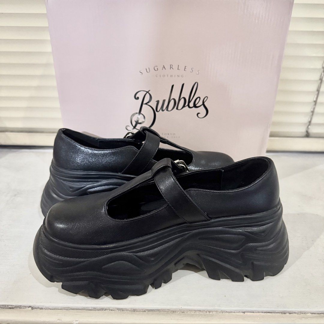 BUBBLES Tokyo Black Platform Mary Jane Shoes (Category: Heels) located in Pasig City. Submitted by d.macncheese (Listing ID 1458406838, Image 3). Description: - T-strap with silver buckle - Only used a few times. Very good condition; soles have slight heel drag - Heel height 8cm - Bought from Japan - Comes with original box RFS: Not being used as much anymore; downsizing shoe collection 📍Pasig.