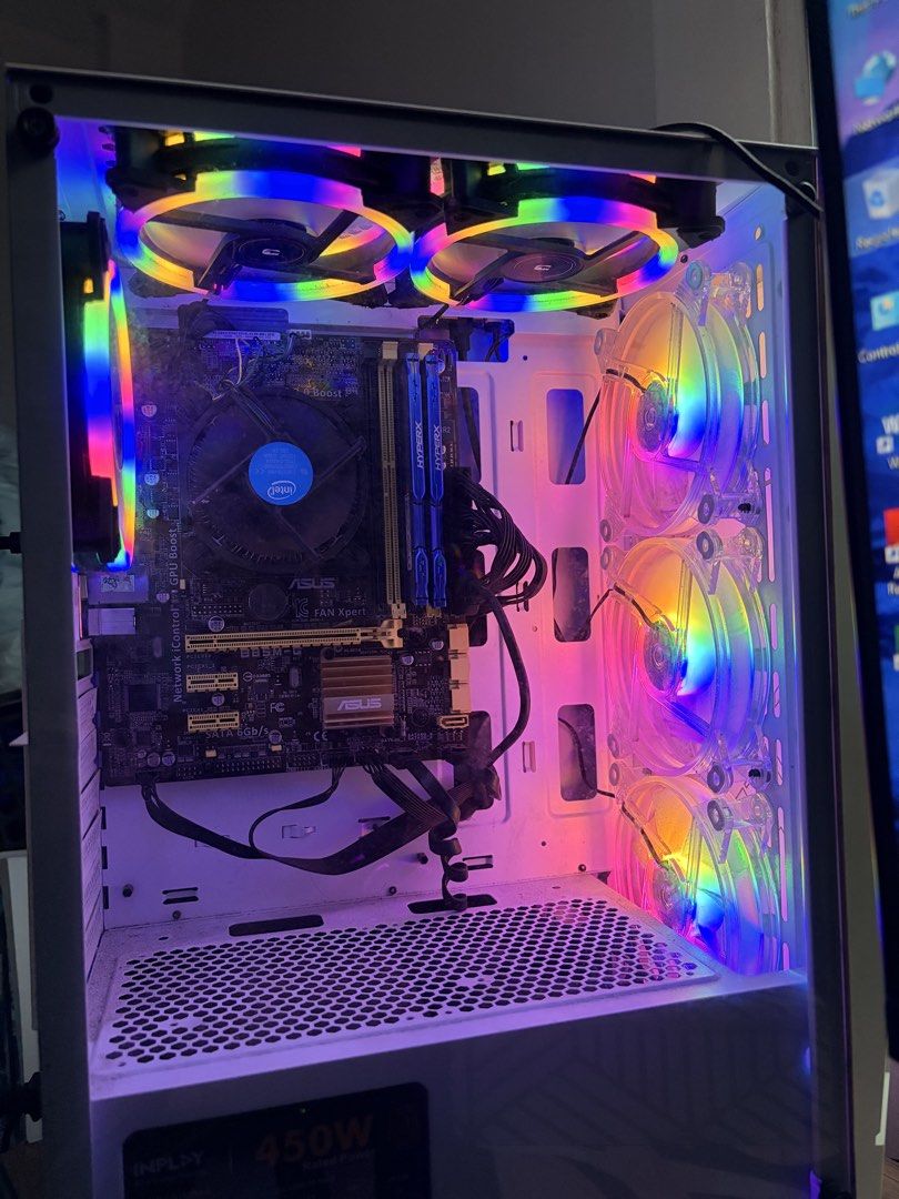 Budget system unit intel i7-4790k / asus b85m-g (Category: Desktops) located in Manila. Submitted by julzwinche65412 (Listing ID 1458376484, Image 3). Description: FOR SALE SYSTEM UNIT PA READ NALANG PO NG DESCRIPTION Specs: CPU: Intel Core i7-4790k 4.00 GHZ OS : Windows 10 pro RAM: 16GB DDD3 Motherboard: ASUS B85M-G Storage: HDD - 500gb Hitachi External Hard Disk Drive SSD - 256gb Kingston SSD PSU: InPlay GS 450W GPU: None — uses intel integrate