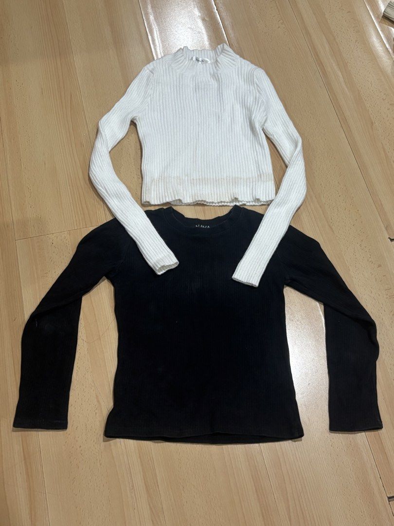 BUNDLE!!! Basic Longsleeve Black and White Top (Category: Longsleeves) located in Mandaluyong City. Submitted by xxswaggamer69xx (Listing ID 1458391986, Image 1). Description: - Fits XS-S - Brand: NAVA, bought from Greenhills pre-pandemic - 2 for 220 - Slight staining and tear for white top (see photos) - Slight staining on black top (not that obvious).