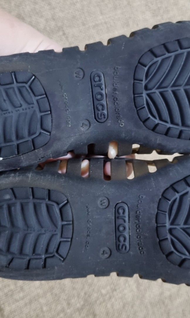 Crocs sandals (Category: Babies & Kids Fashion) located in San Jose del Monte. Submitted by angelsnest (Listing ID 1458491050, Image 3). Description: ✔️Black- W4, euro 33-34, no heel drags, with sticker size (pls check the pictures provided), lightly used ✔️Glitter- J3, evident signs of usage, well-used(free) please dm for further clarification rfs: outgrown shoes Gcash, Maya, Bank transfer.