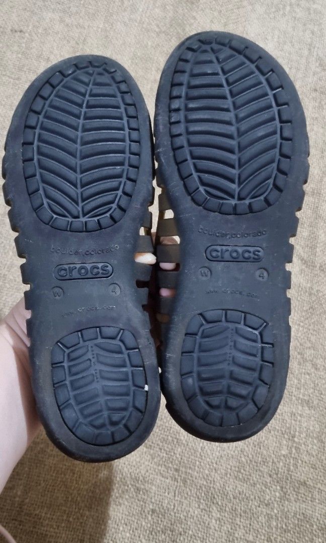 Crocs sandals (Category: Babies & Kids Fashion) located in San Jose del Monte. Submitted by angelsnest (Listing ID 1458491050, Image 2). Description: ✔️Black- W4, euro 33-34, no heel drags, with sticker size (pls check the pictures provided), lightly used ✔️Glitter- J3, evident signs of usage, well-used(free) please dm for further clarification rfs: outgrown shoes Gcash, Maya, Bank transfer.