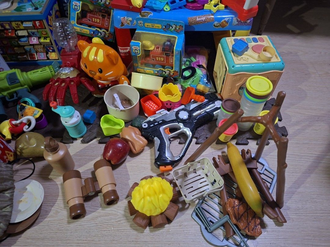 Bundle of Assorted Children's Toys (Category: Kids Toys) located in Manila. Submitted by anix_box (Listing ID 1458471282, Image 2). Description: baby toys (for take all) 💸1700pesos preloved For take all only AS IS 📍Location: Tondo Manila ⭐ NO PHYSICAL STORE ⭐ Ships Nationwide ⭐ Shipping fee shouldered by the buyer ⭐ Lalamove ⭐ Flash Express ⭐ Other Mode of Payment: GCASH ⭐ CARGO or BUS SHIPMENT (for big/bulk items).