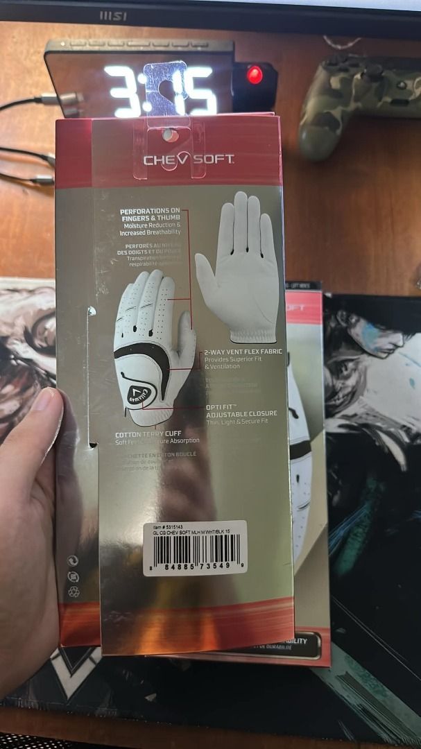 Callaway Golf Gloves (Category: Golf) located in Manila. Submitted by ty_imported_goods (Listing ID 1458370409, Image 2). Description: Original and Brand New Bought Abroad (USA) straight out of Target Mall Size: M, L.