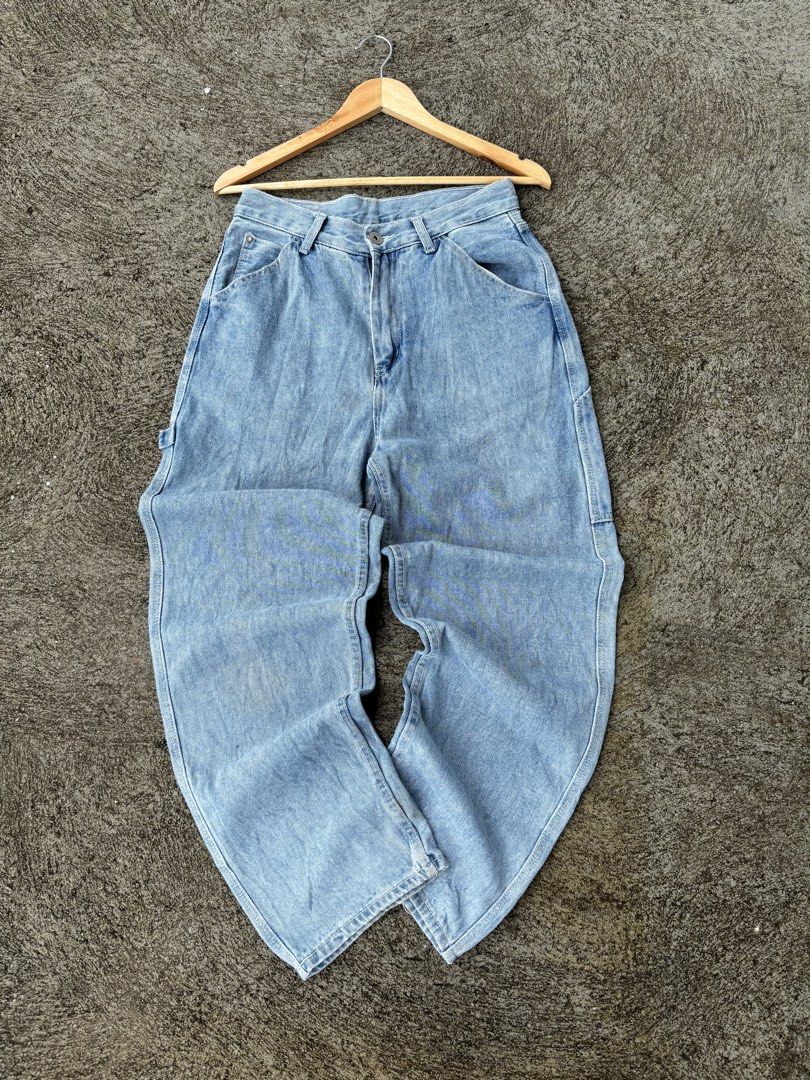 CARPENTER JEANS (Category: Jeans) located in San Jose. Submitted by jerown (Listing ID 1458429922, Image 2). Description: •W30-31, L42, H8.5 •COLOR RATE 10/10 •EXCELLENT CONDITION •NEED WASH •NO ISSUE.