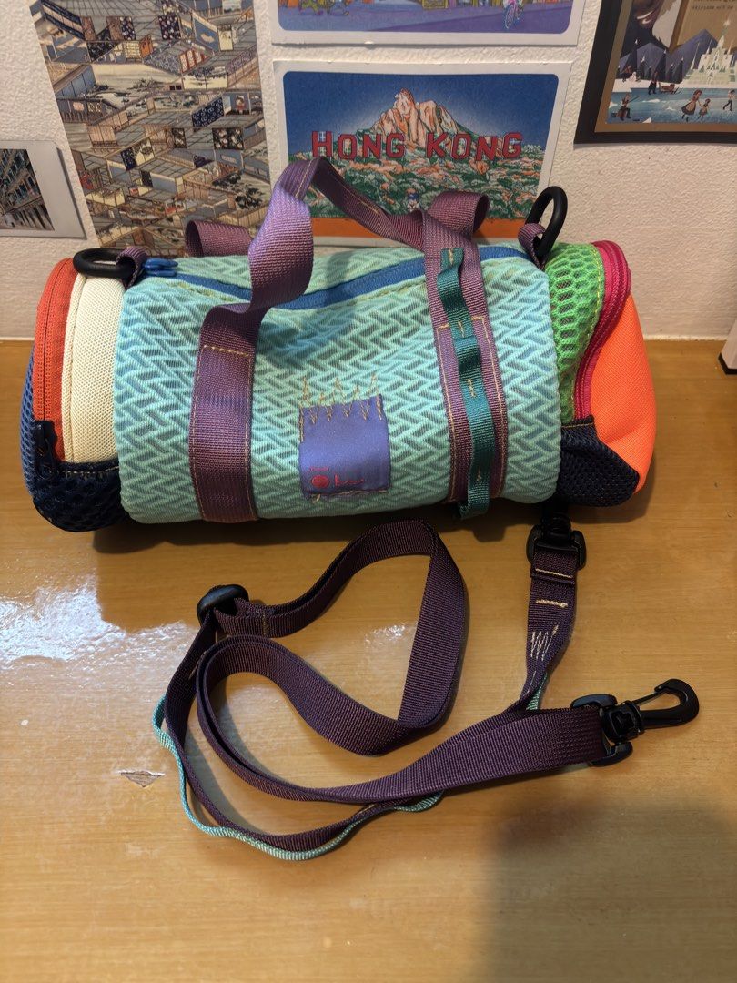 Carry Om Bhumi (Customized on Omniversary) (Category: Cross-body Bags) located in Quezon City. Submitted by kitty.pattycakes (Listing ID 1458376128, Image 1). Description: -Customized during Omniversary in Spatio Opus Mall (You won’t find this colorwave anywhere else) -Used 1-2 times -2 side pockets for easy to reach items -Comes with a strap for crossbody -Fits a Kindle Paperwhite, although a bit of a tight fit -Fits phone, power bank, wallet an