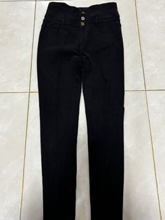 (Kategori: ) berada di . Dikirim oleh ambrerta (ID iklan 1458405602, Gambar 1). Deskripsi: .