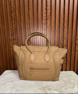 (Category: ) located in . Submitted by luxshoppe88 (Listing ID 1458351527, Image 1). Description: .
