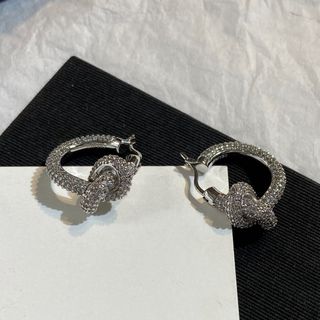 （分類：）位於 。 由 iraniavaez46416 提交（商品編號 1458361549，圖片 1）。簡介： 。