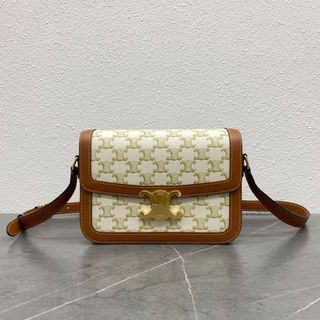 （分類：）位於 。 由 britneyeve27253 提交（商品編號 1458408222，圖片 1）。簡介： 。