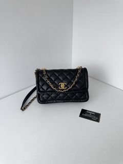 （分類：）位於 。 由 iris.luxury 提交（商品編號 1458435727，圖片 1）。簡介： 。