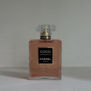 （分類：）位於 。 由 zero_waste_second_hands 提交（商品編號 1458334183，圖片 1）。簡介： 。