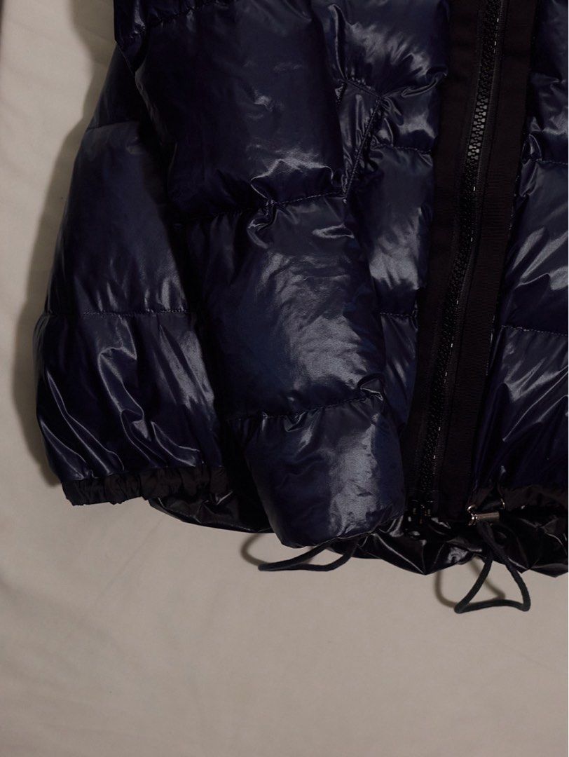 Chitose Abe—Pre-AW15 Sacai Luck—Asymmetric Down Jacket (Category: Coats, Jackets and Outerwear) located in Quezon City. Submitted by soourceph (Listing ID 1458452578, Image 3). Description: Abe emphasized the use of uniform in creating a personalized wardrobe. Although this has been the case during her early career in fashion as a pattern-maker for Comme des Garcons and Junya Watanabe, the uniforms she has been using during her pregnancy had beco