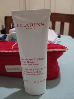 (Category: ) located in . Submitted by YSL80022 (Listing ID 1458417586, Image 1). Description: .