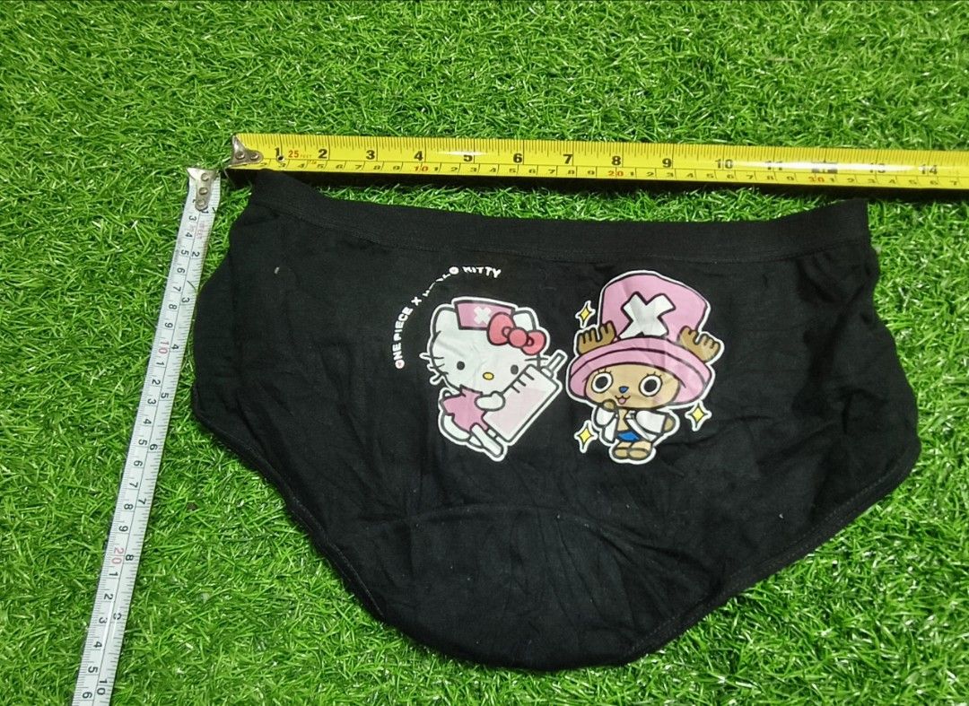 Code : 1120 (Category: New Undergarments & Loungewear) located in Sungai Buloh. Submitted by Zirahh.BndleNightware (Listing ID 1458325889, Image 2). Description: 9/10.
