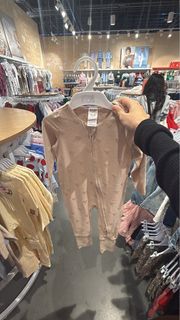 (Category: ) located in . Submitted by minccinno (Listing ID 1458384641, Image 1). Description: .
