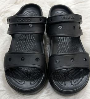 (Category: ) located in . Submitted by moed2fashion (Listing ID 1458375782, Image 1). Description: .