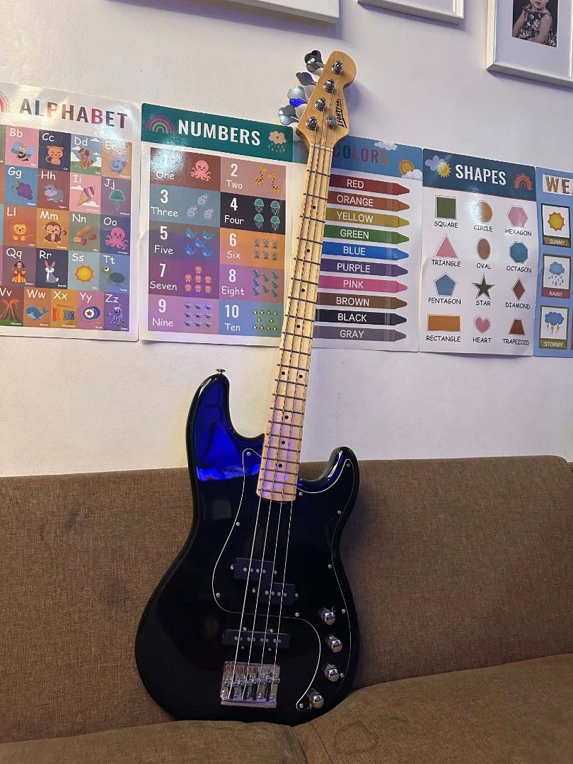 D&D Lightfoot PB 4S Bass Guitar (Category: Soundbars, Speakers & Amplifiers) located in Caloocan City. Submitted by cherrydlpayumo (Listing ID 1458435861, Image 2). Description: D&D Lightfoot PB 4S Bass Guitar RFS Ayaw ng gamitin Price is negotiable. Comes with guitar bag, guitar lace and pick. Pick up location Maypajo Caloocan City MOP - cash on pick up, gcash, gotyme or bank transfer..