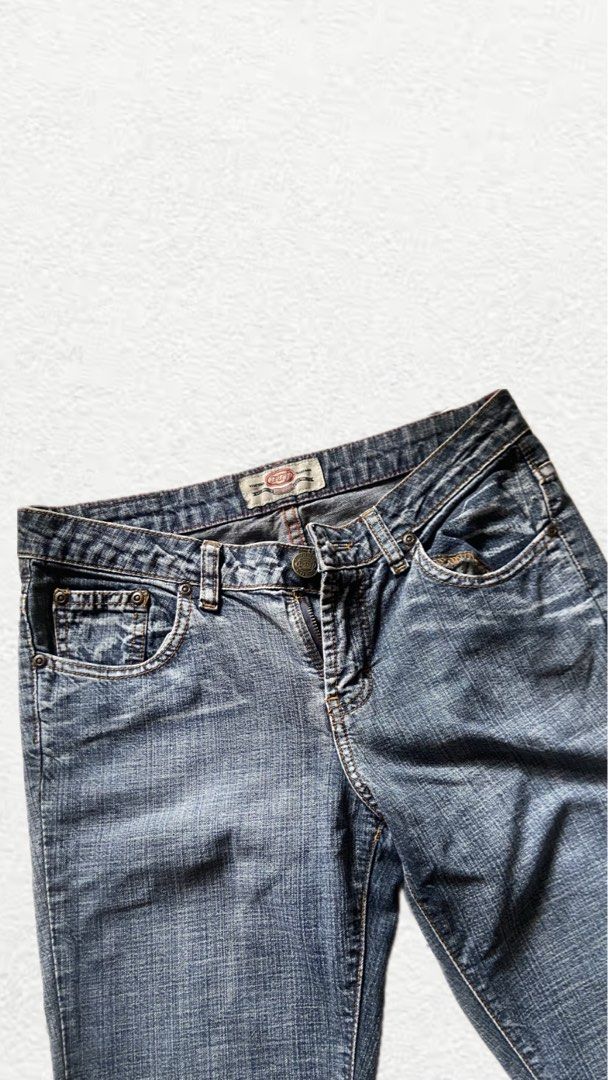 Diesel Bootcut Flared Jeans Women's (Category: Jeans) located in Cebu City. Submitted by trueforest_k (Listing ID 1458309154, Image 3). Description: - Classic blue bootcut jeans by Diesel - Mid-rise fit for everyday comfort - Features a nice wash and comfortable feel - Size: 28 - Reason for selling: No longer fits.