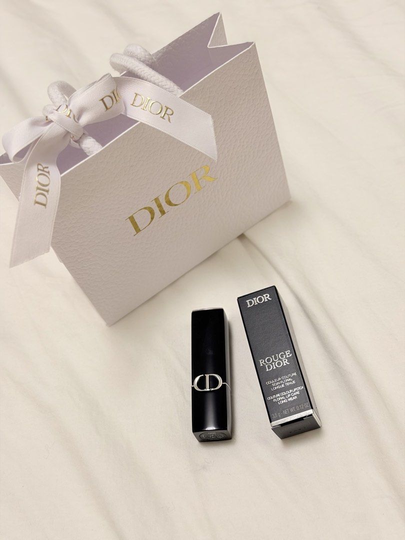 Dior Rouge Dior Couture Colour Lipstick 720 (Category: Makeup) located in Quezon City. Submitted by NiniTheExplorer (Listing ID 1458482002, Image 3). Description: - Dior Rouge Dior Lipstick - Shade: 720 - Formula: Couture Colour Fluidy Matte Long Wear - Includes original box - Comes with Dior shopping bag - Ideal for adding a pop of color.