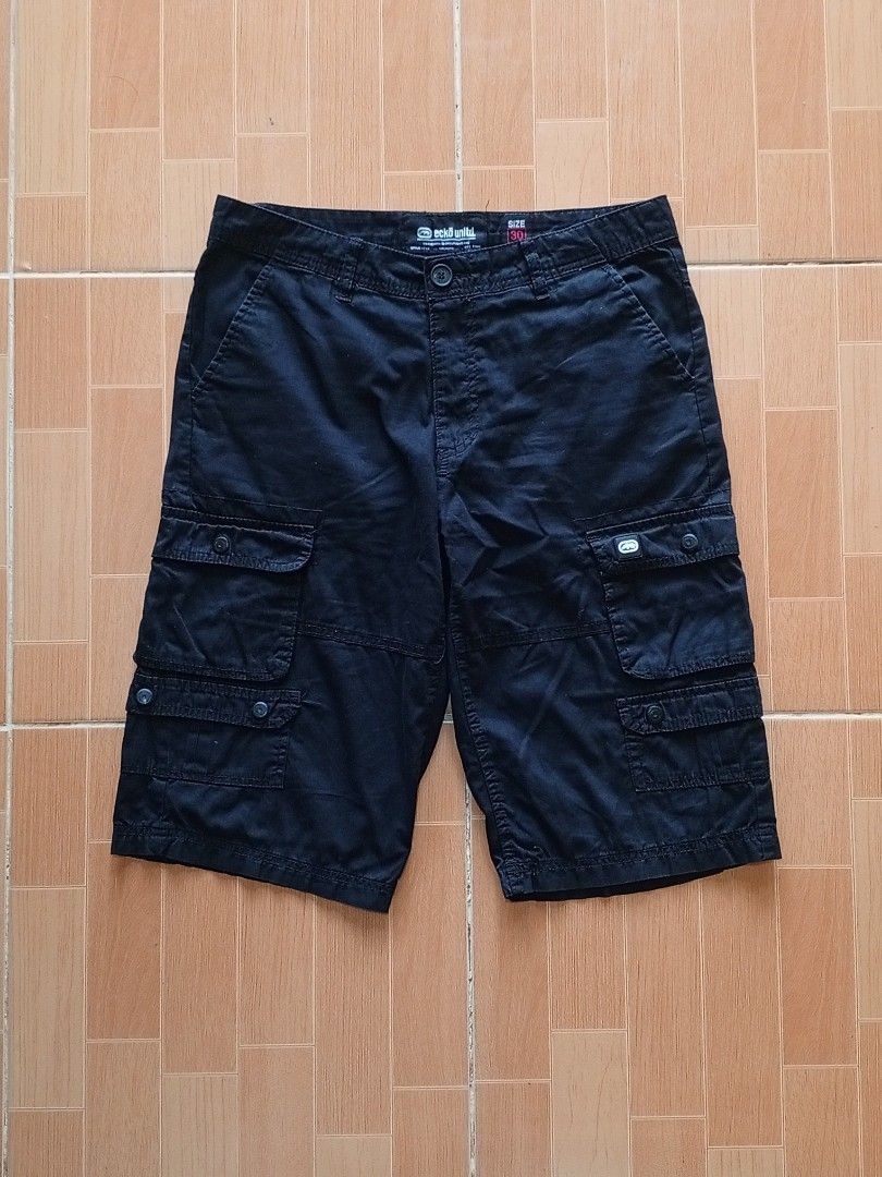 Ecko Unltd. Multi-Pocket Utility Cargo Shorts (Category: Shorts) located in Legazpi City. Submitted by gaz1009 (Listing ID 1458393944, Image 1). Description: Ecko Unltd. multi-pocket utility cargo shorts Size 30 - Excellent Condition - Waistline : 34 - Length : 20 - Leg hole : 10 - Color rate : 10/10 - Complete washtags - no issues - color may vary due to lighting This is a pre-loved/thrifted item so manage your expectations. dm for more photos. 