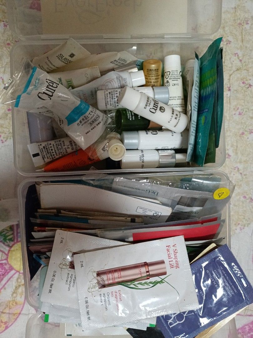 Face samples (Category: Face Care) located in Singapore. Submitted by huiyin21 (Listing ID 1458367669, Image 1). Description: - Assorted collection of face care samples - Ideal for trying out different products - Suitable for travel or personal use - Variety of brands and types included collect from hougang 530506 no guarantee on any cause irritation..