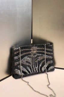 （分類：）位於 。 由 posvintage_ig 提交（商品編號 1458449632，圖片 1）。簡介： 。