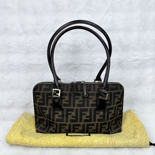 (Category: ) located in . Submitted by jhypeluxstore (Listing ID 1458360435, Image 1). Description: .