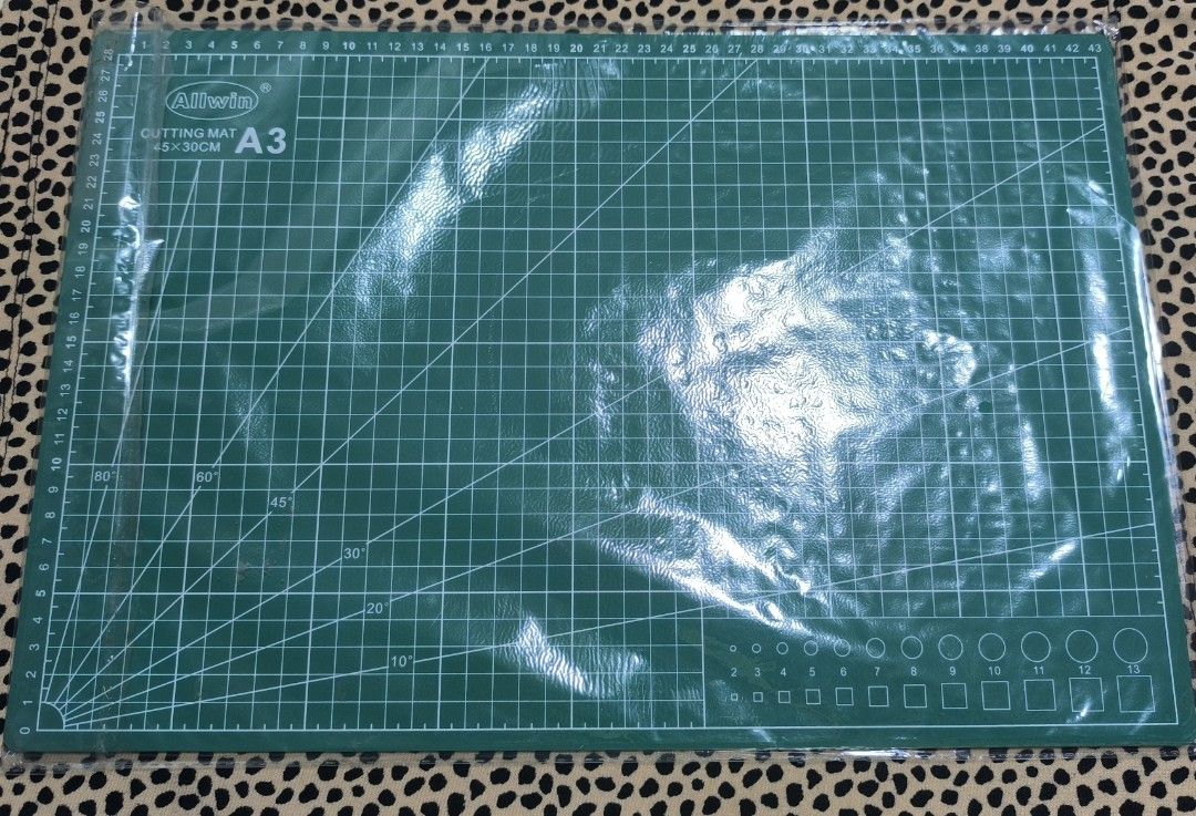 Five Layer PVC Cutting Mat Double Sided A3 Size Green Self-Healing Multi Layer Cutting Mat (Category: Craft Supplies & Tools) located in Makati City. Submitted by spicykimchi1238 (Listing ID 1458443310, Image 1). Description: Selling for ₱150.00 RFS: Barely used/Decluttering/Need funds If interested, you can send me a message for more details and photos. For sure buyers, please send me the following: Name: Address/Pinned Location: Contact Number: